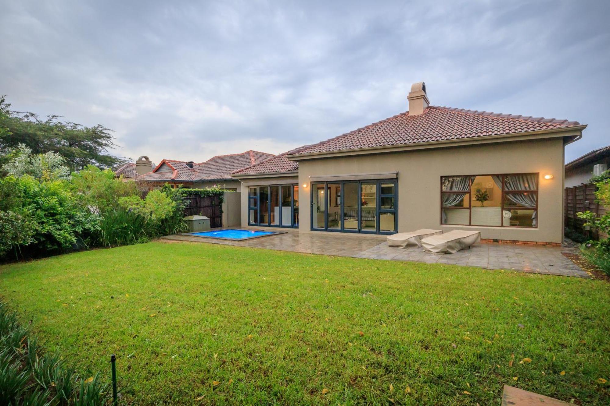 Bunkers Paradis At Pecanwood Hartbeespoort Exterior photo