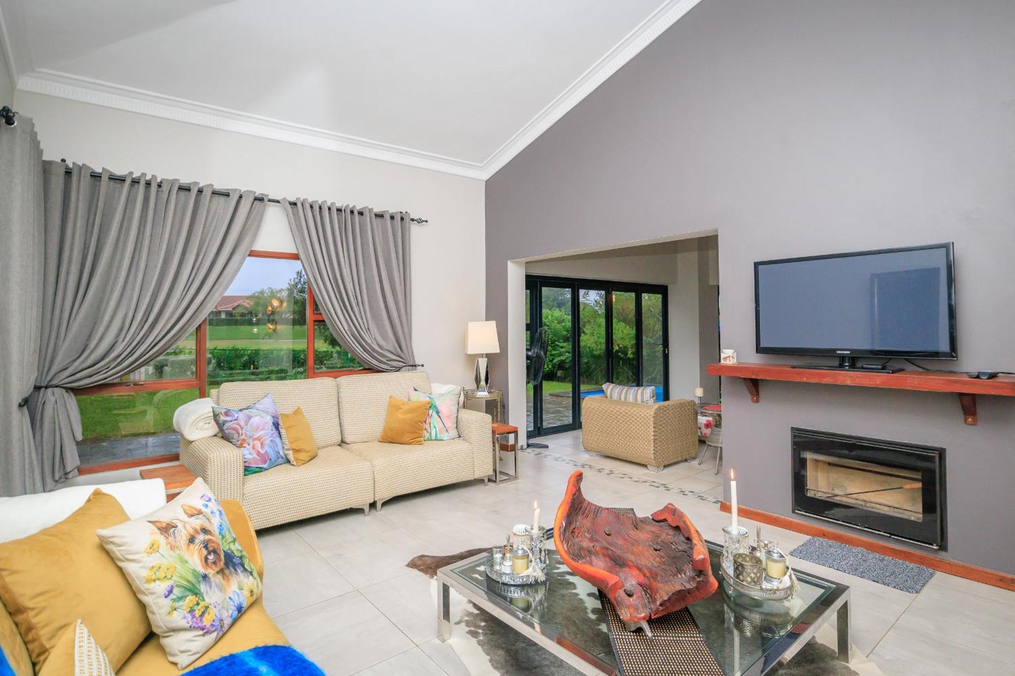 Bunkers Paradis At Pecanwood Hartbeespoort Exterior photo